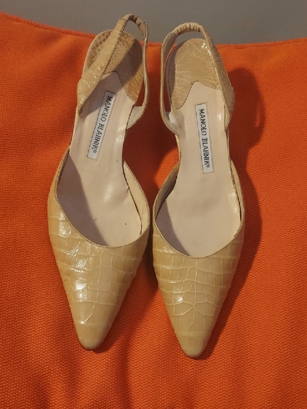 Manolo Blahnik Beige Croc-Embossed Slingback Pumps